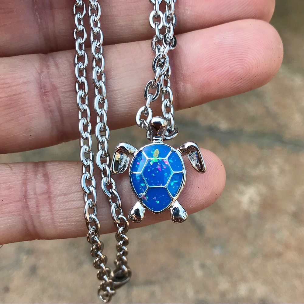 COPY - Turtle Pendant 3mm Hammered Anchor Chain
